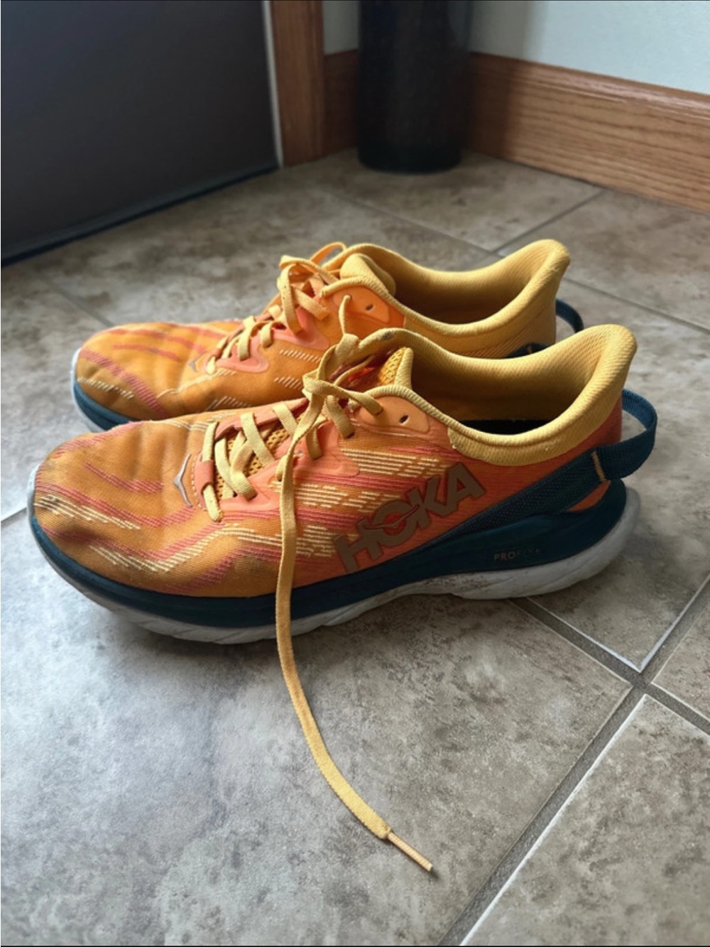 Hoka tennis shoes